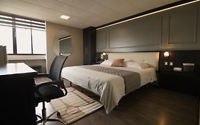 Hotel Italia Cuenca - Tranvia Centro & Aeropuerto